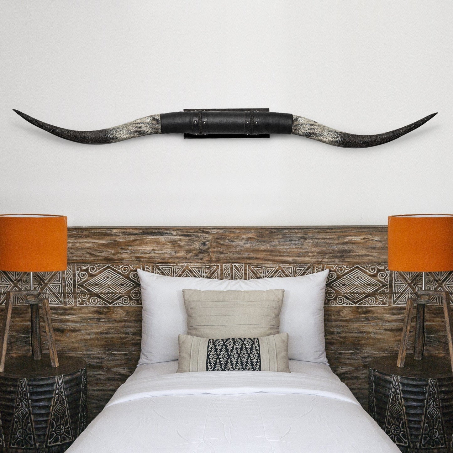 Black Leather Mount // Carved Longhorns - Rustler