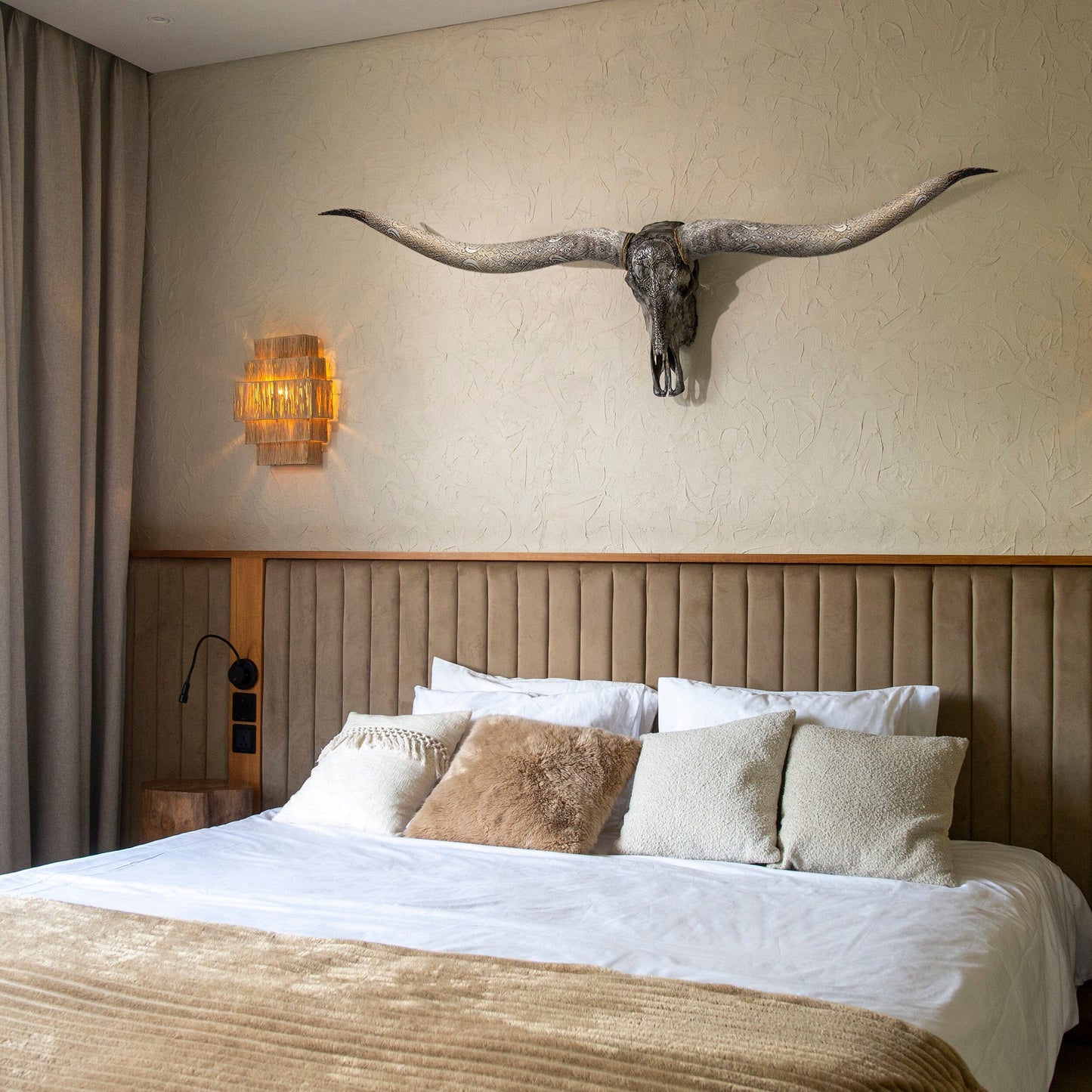 Hand Carved Longhorn Skull // XL Horns - Gray Yggdrasil