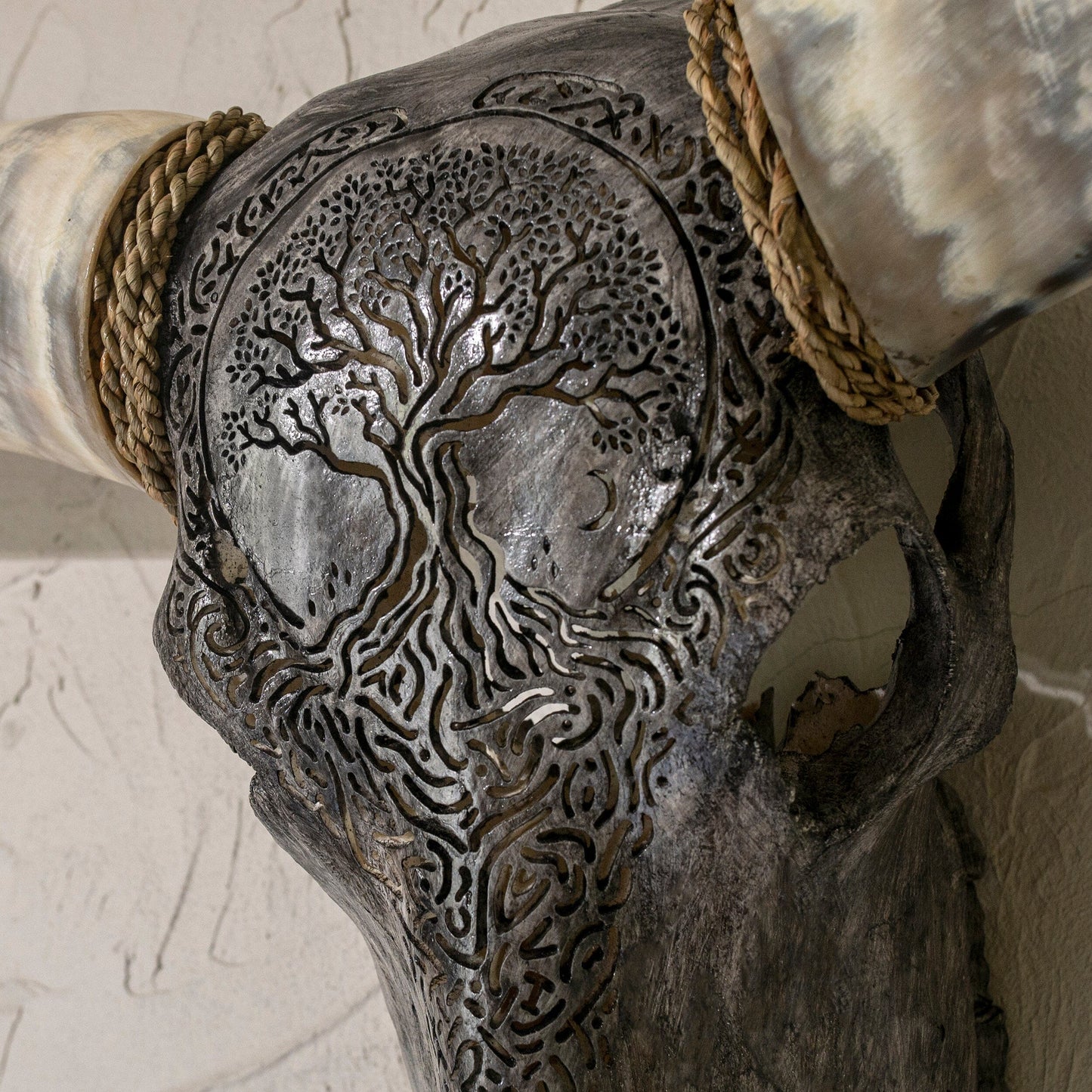 Hand Carved Longhorn Skull // XL Horns - Gray Yggdrasil
