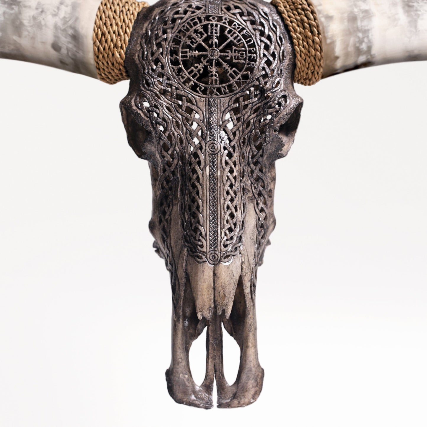Hand Carved Longhorn Skull - Gray Vegvísir