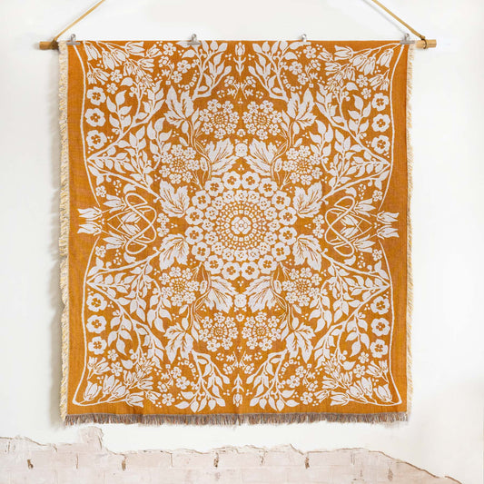 Golden Slumbers' Woven Picnic Rug / Throw